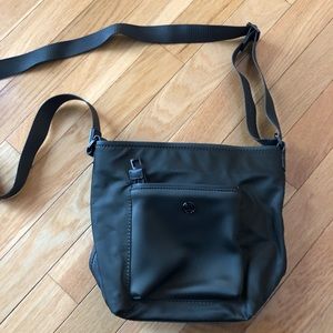 Lululemon purse